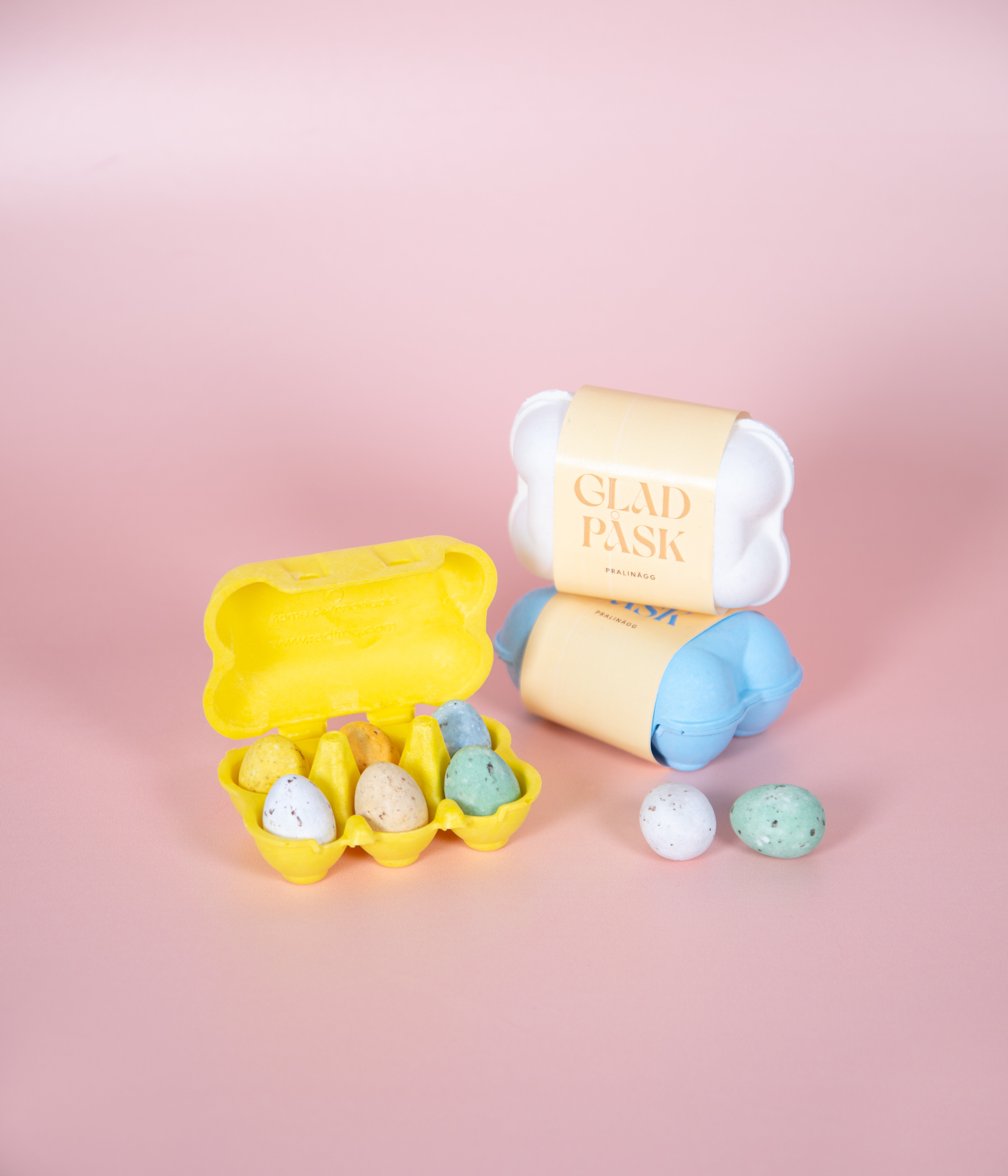 Påskgodis och sötsaker i pastellfärger