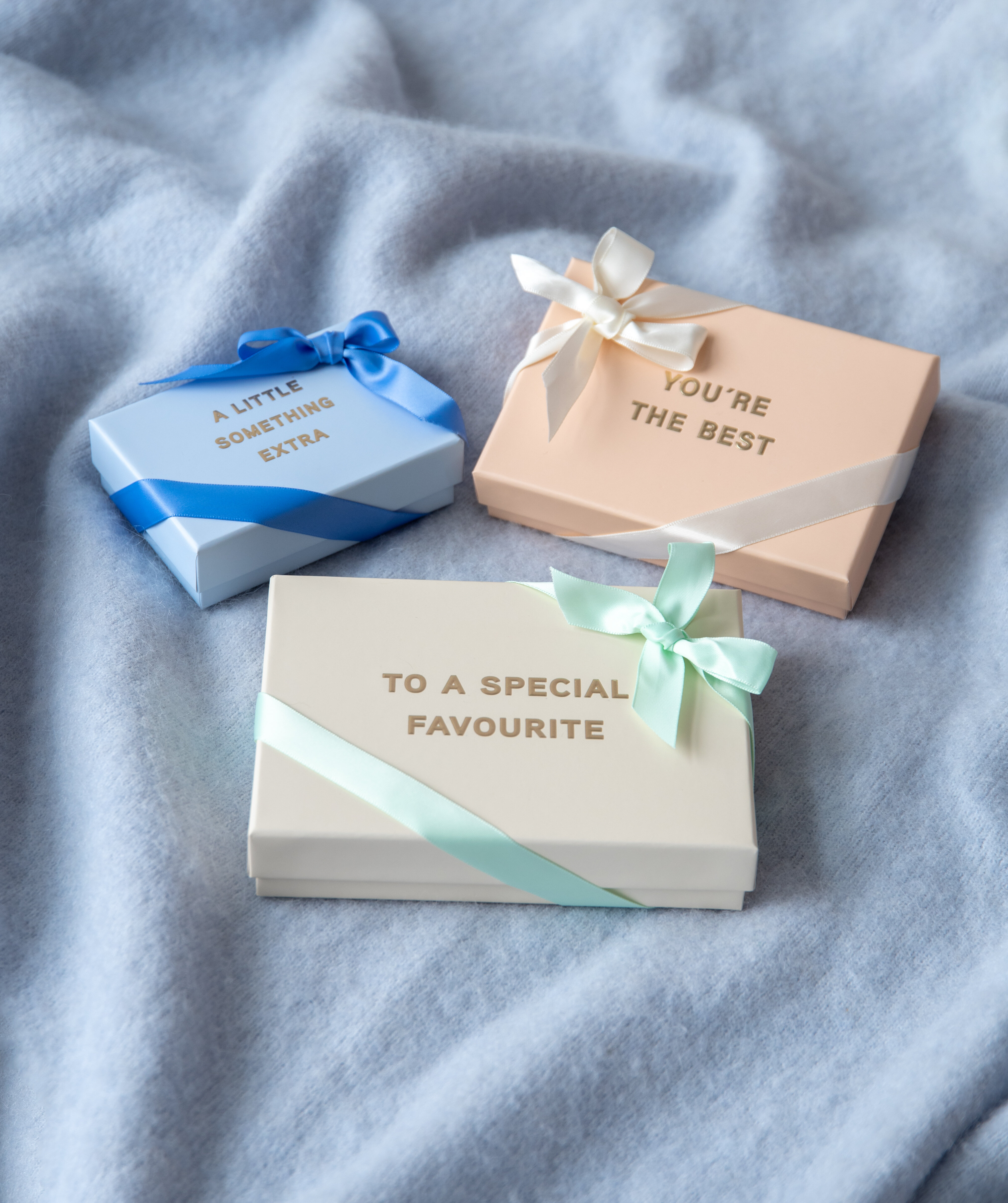 Presentaskar för firande