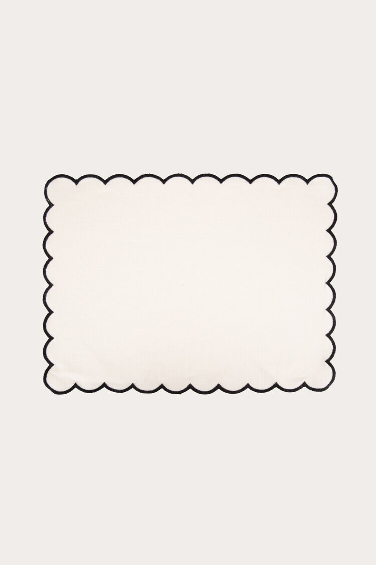 Product Image for Bordstablett Gulla vit/svart