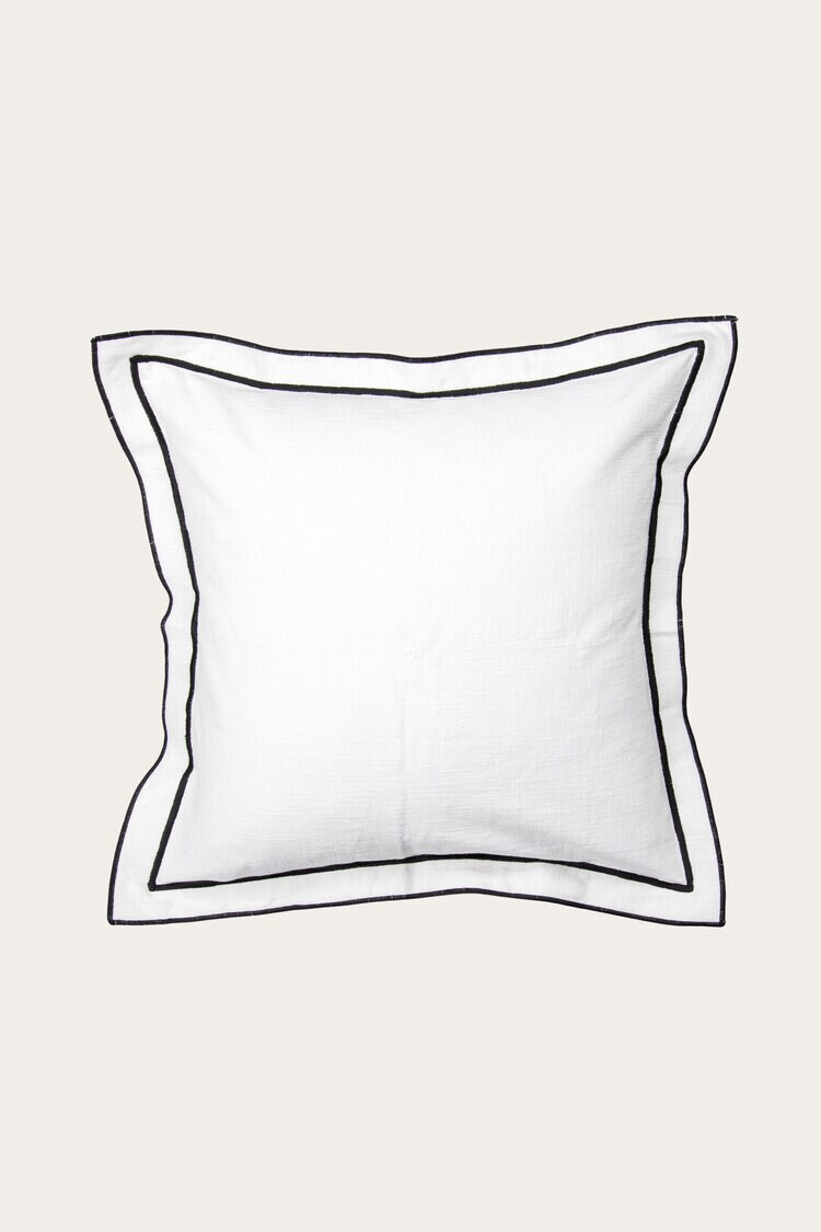 Product Image for Kuddfodral Diploma vit/svart