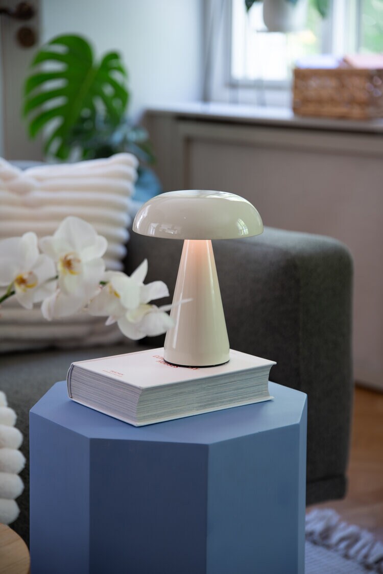 Product Image for Bordslampa Måne krämvit