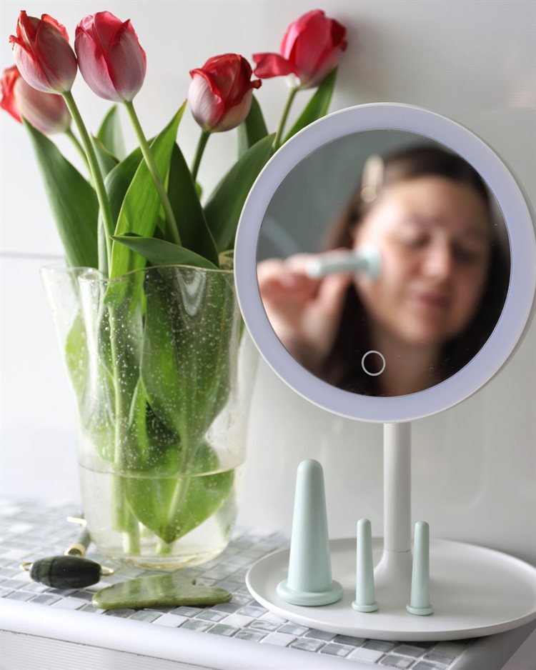 Product Image for Spegel Glowy vit