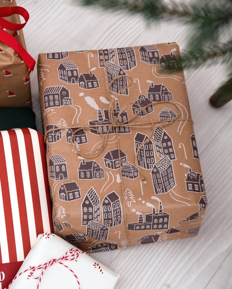 Product Image for Presentpapper Pepparkakslandet