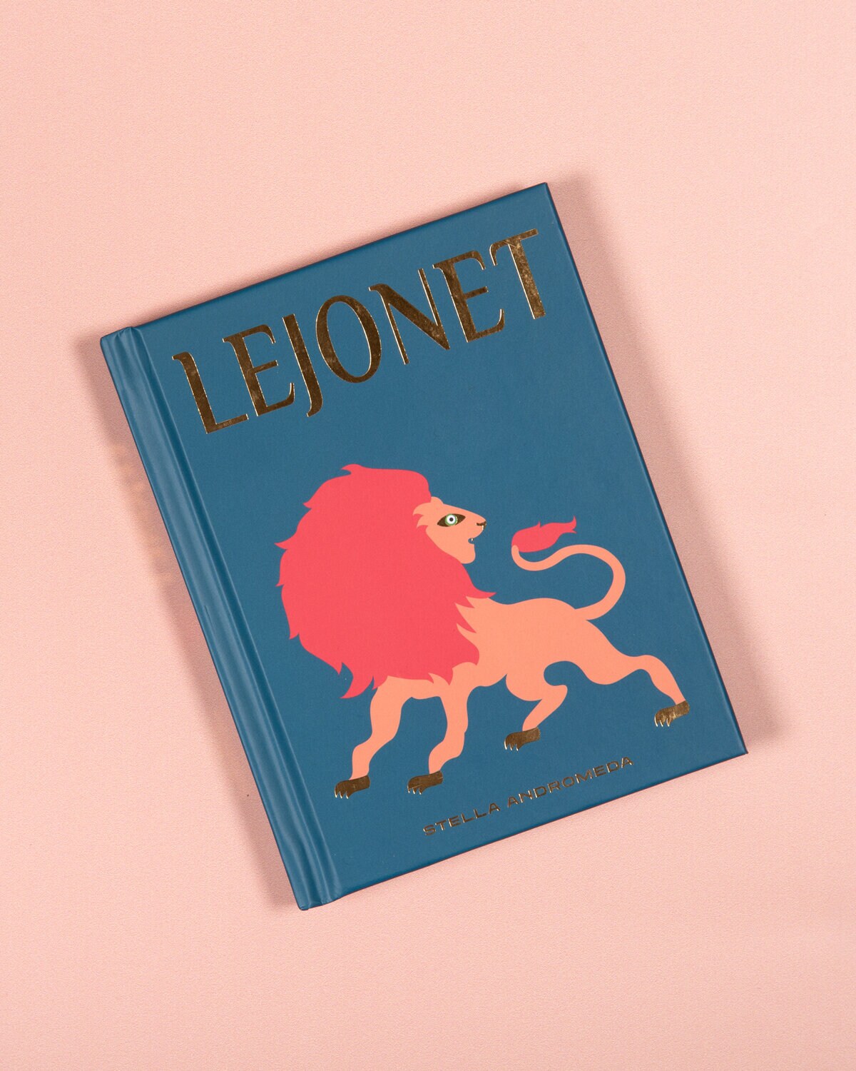 Presentbok LEJONET