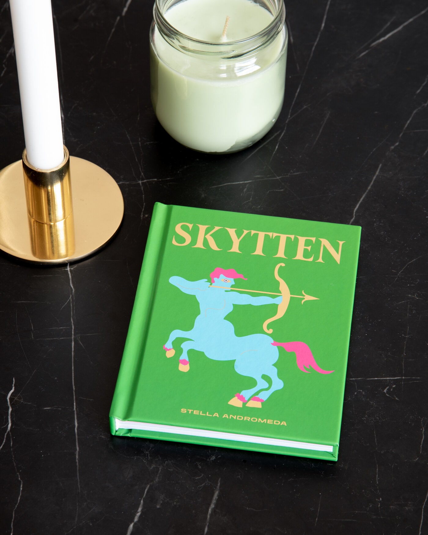 Presentbok SKYTTEN