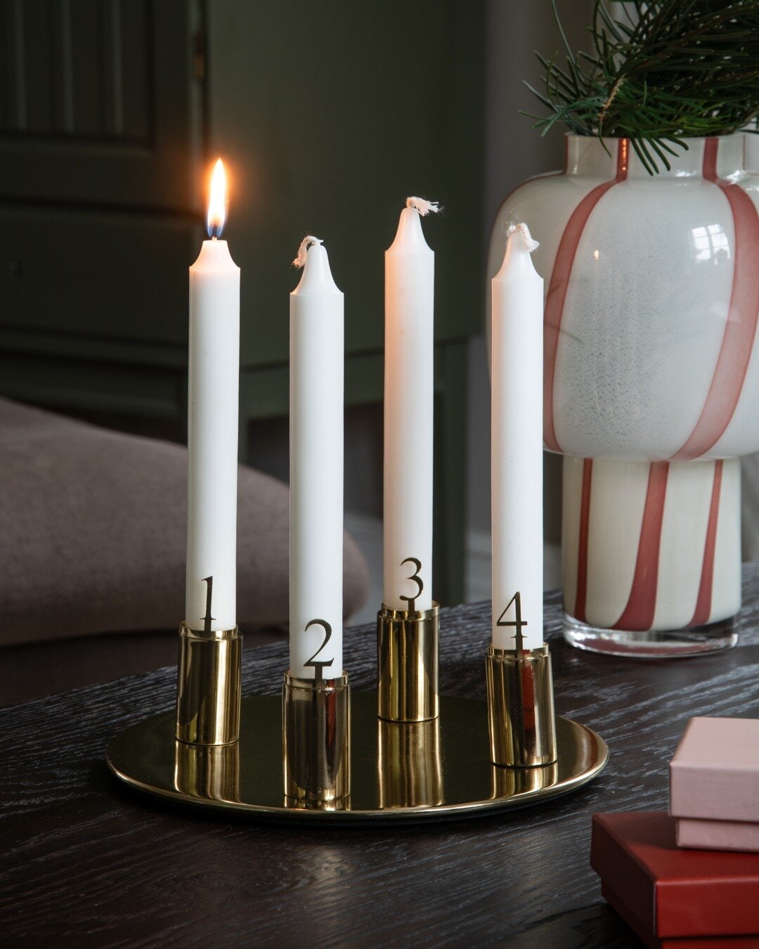 Ljusstake TJÄRN GULD