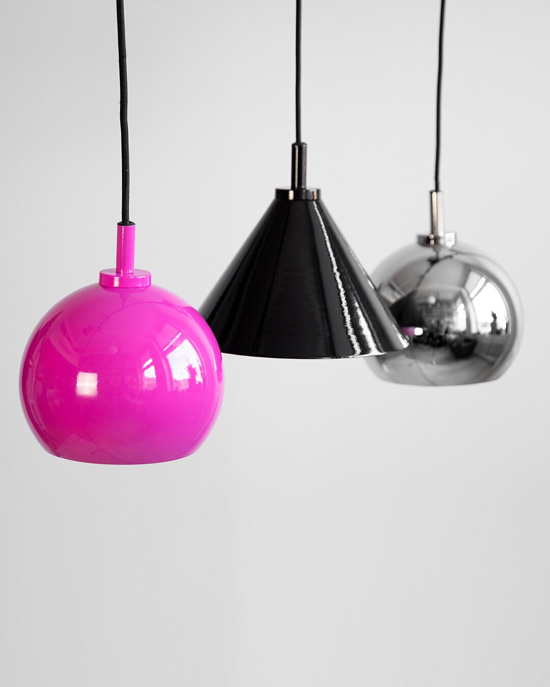 Hängande lampa KICK GLOBE 